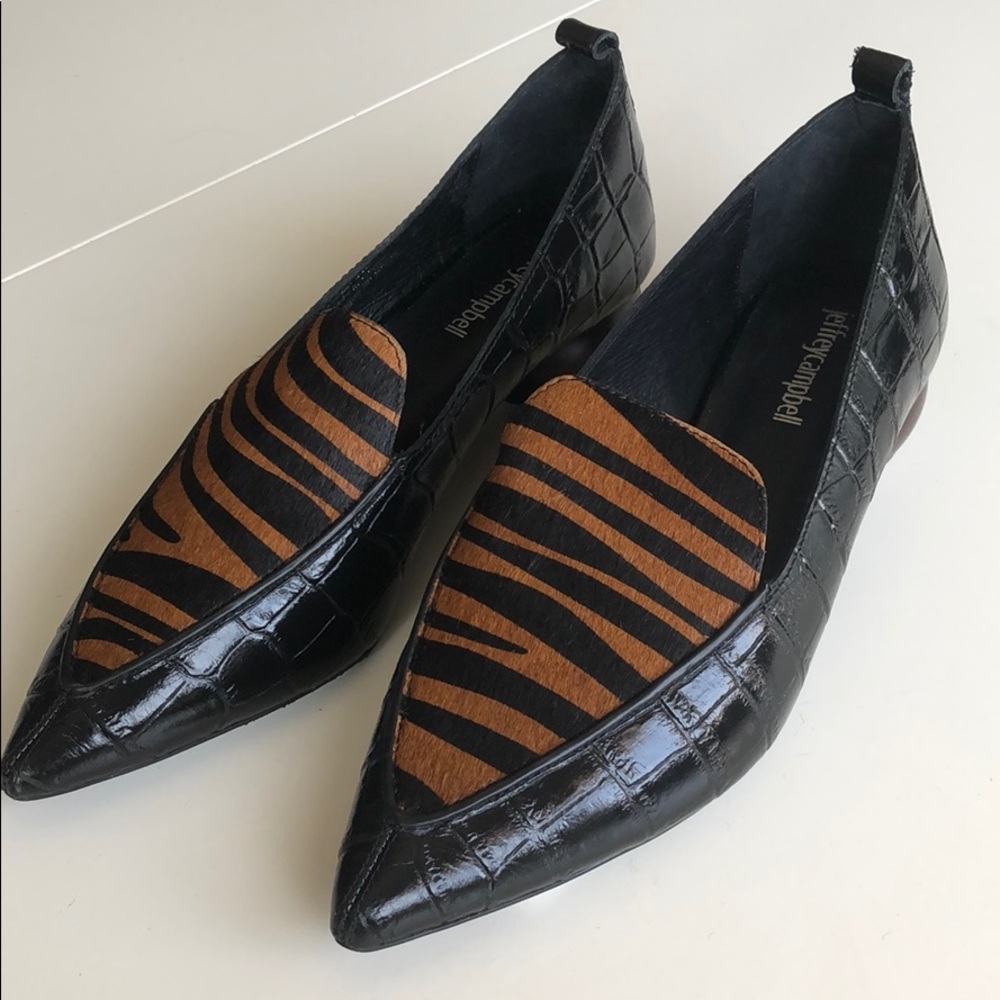 🤎Jeffrey Campbell Viona genuine calf hair loafer